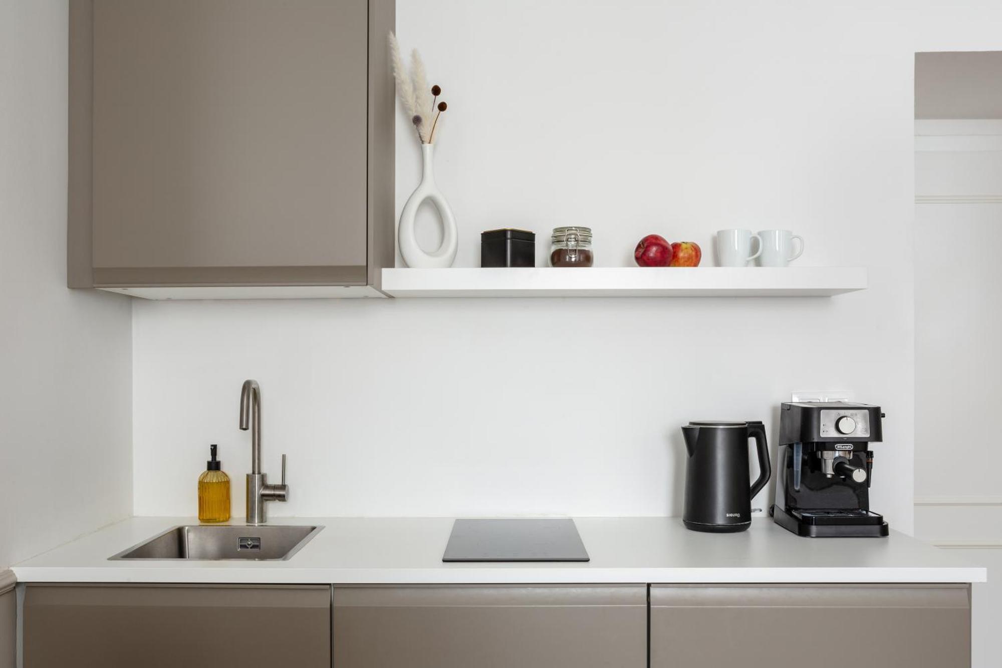 Turnkey I Elegant By National Museum Apartment